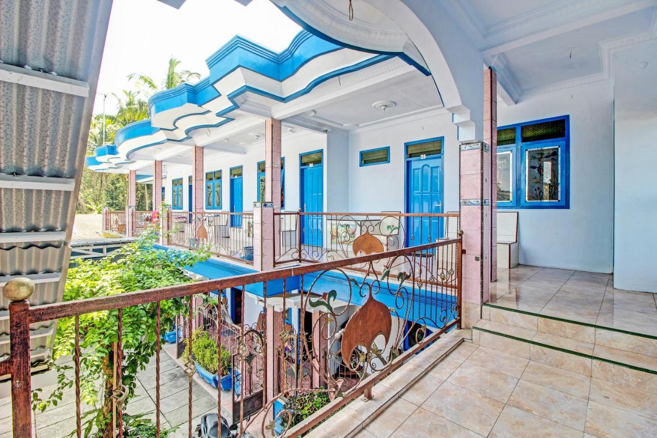 Spot On 91694 Hotel Rama Chandra Temanggung Dış mekan fotoğraf
